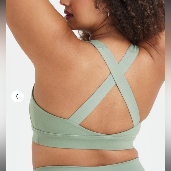 Oner Active Other - Oner Active TIMELESS SQUARE NECK BRALETTE
